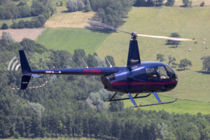 helikopterpiloot op R44
